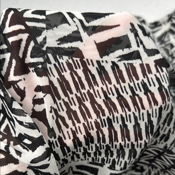 Portocruz Black & White Geometric Pattern Sheer Racerback Swimsuit Cover-Up Sz S - Picture 4 of 7